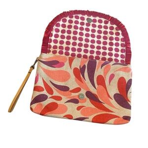VERA Bradley NWT fringed RFID wristlet (clutch) in Summer Splash pattern